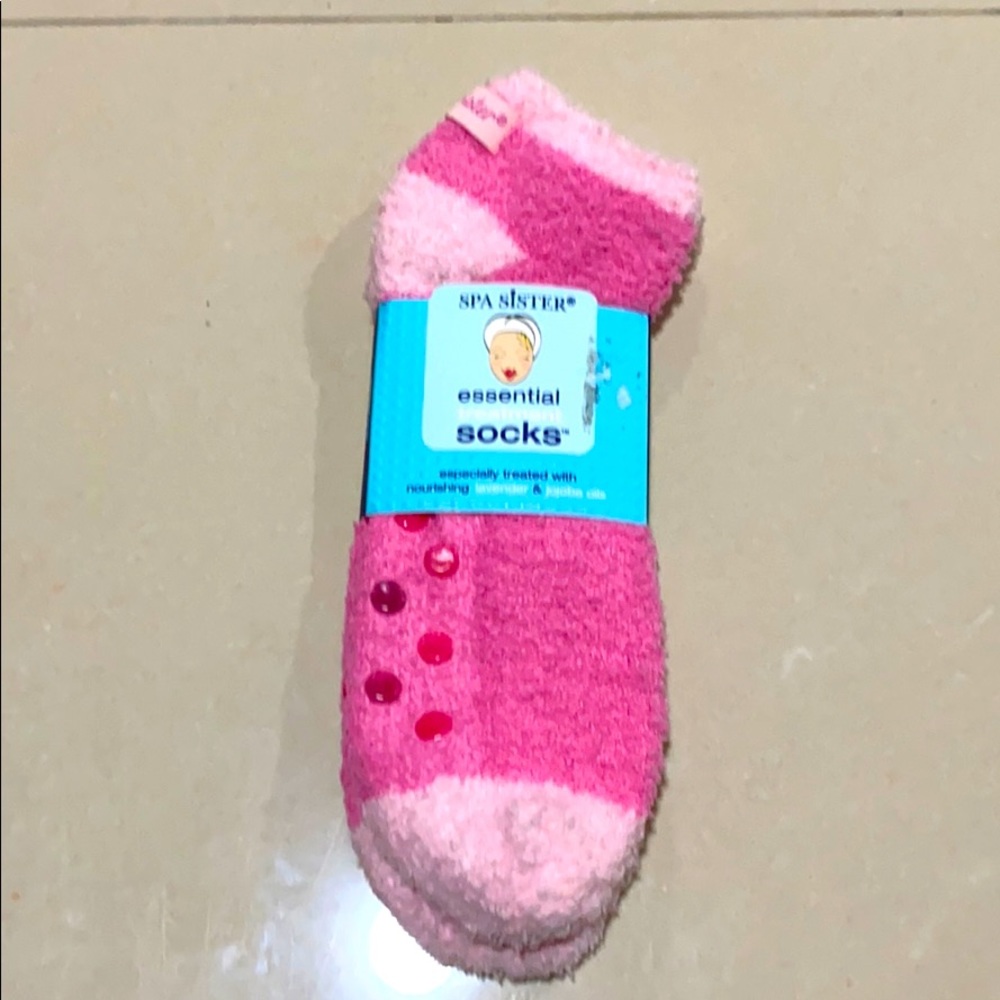 SPA SISTER ESSENTIAL TREATMENT SOCKS